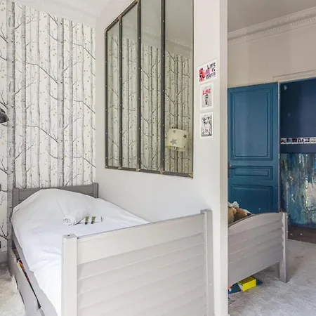 Wonderful Flat 10 Min Away From The Champs Elysees - - Welkeys